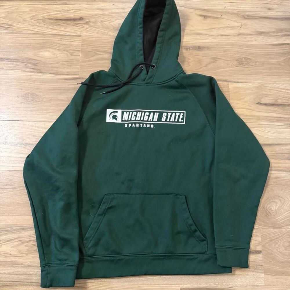 Michigan State University green hoodie graphic college sports size medium